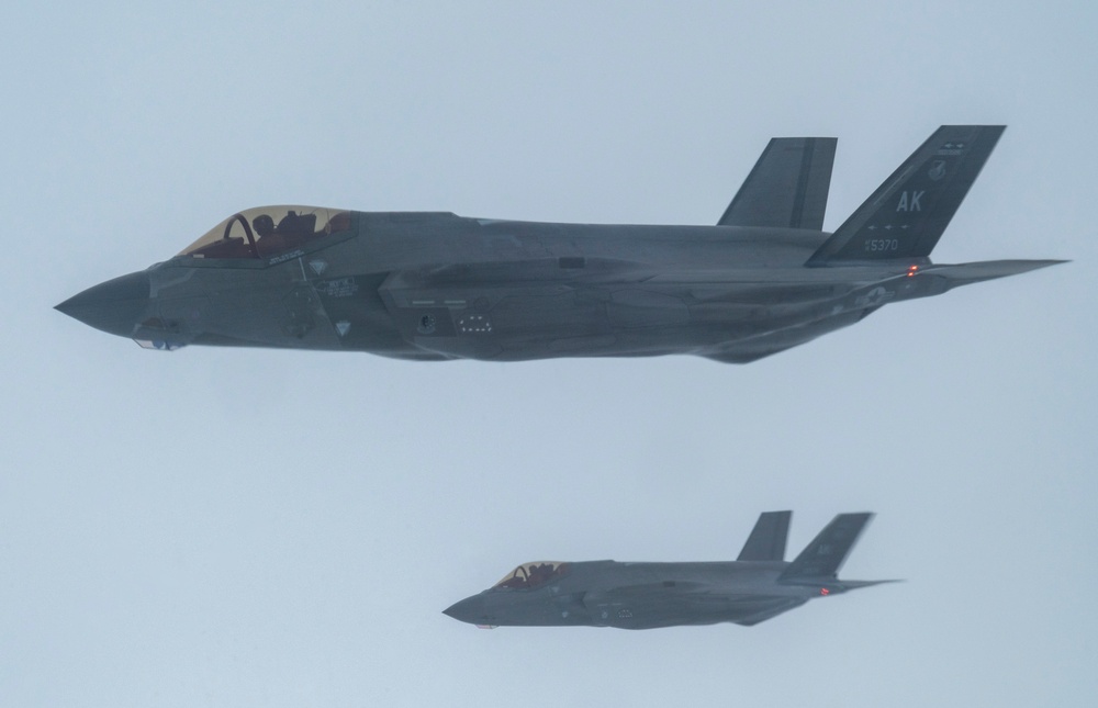 Alaskan Command successfully conducts combined joint maritime operations with the Canadian Armed Forces in the Bering Sea