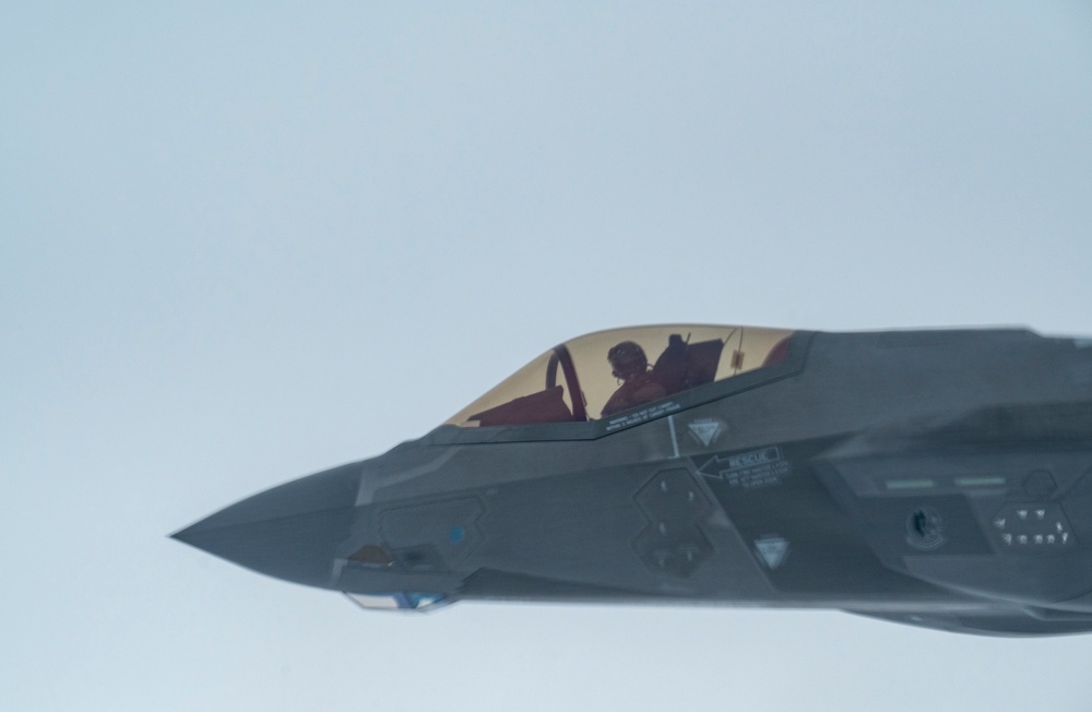 Alaskan Command successfully conducts combined joint maritime operations with the Canadian Armed Forces in the Bering Sea