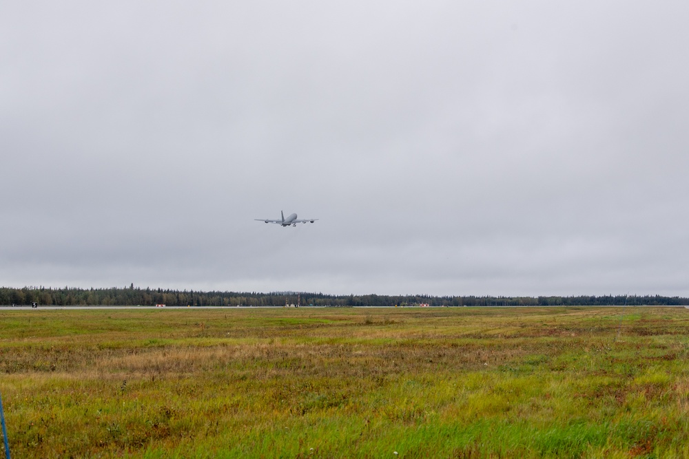 Alaskan Command successfully conducts combined joint maritime operations with the Canadian Armed Forces in the Bering Sea