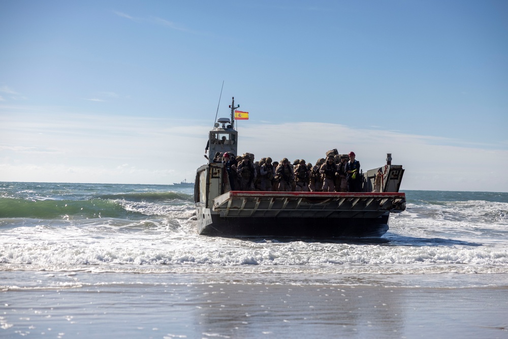 UNITAS 2025: Spanish Amphibious Offload