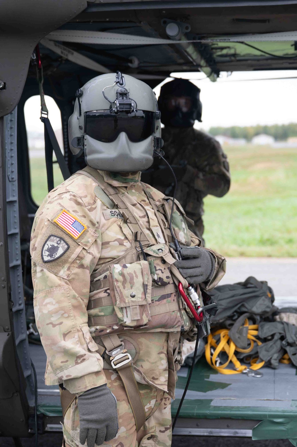 Joint partners conduct airborne ops at JBER
