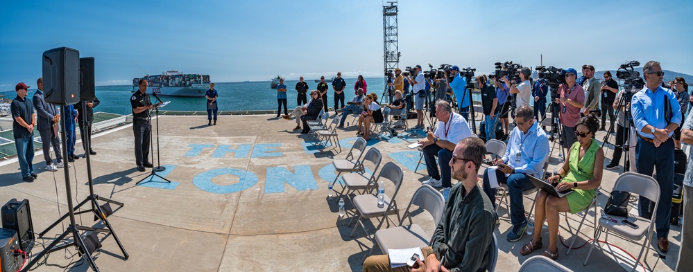 Unified Command speaks at Pier G Container Incident press conference