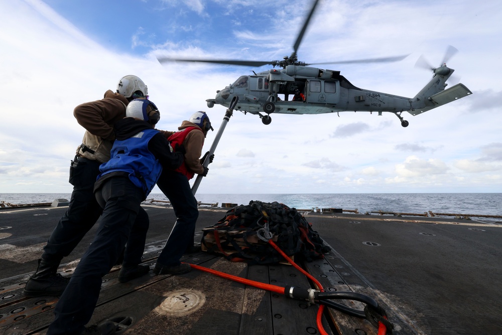 USS Bainbridge (DDG 96) Vertical Replenishment-at-Sea