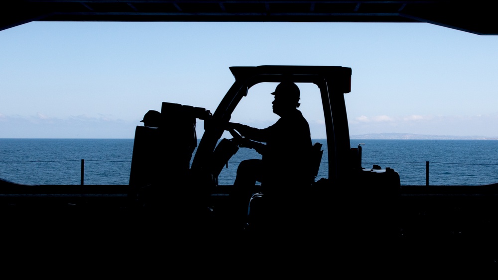 USS Theodore Roosevelt Ammunition Transfer