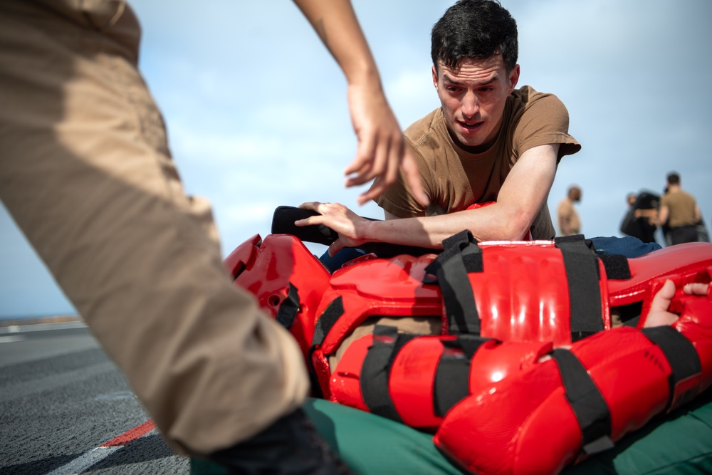 Boxer conducts Security Reaction Force Training