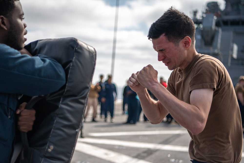 Boxer conducts Security Reaction Force Training