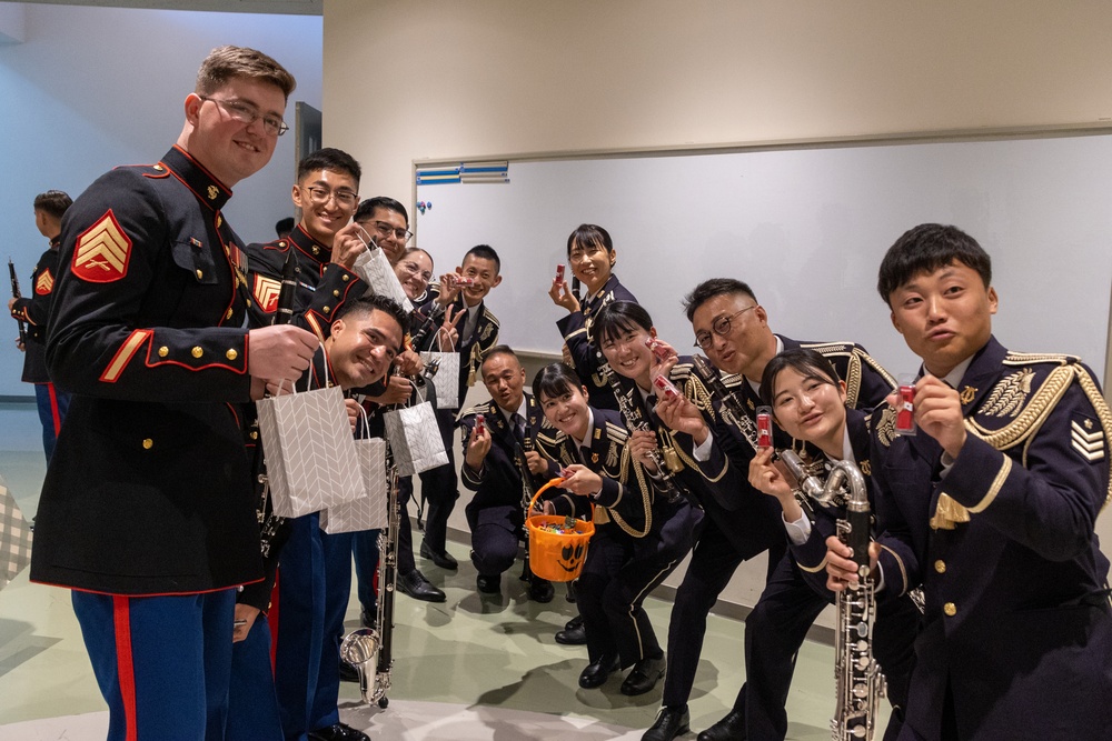 U.S. Marine and Japan Ground Self-Defense Force bands preform at the 28th Annual Friendship Through Music Concert