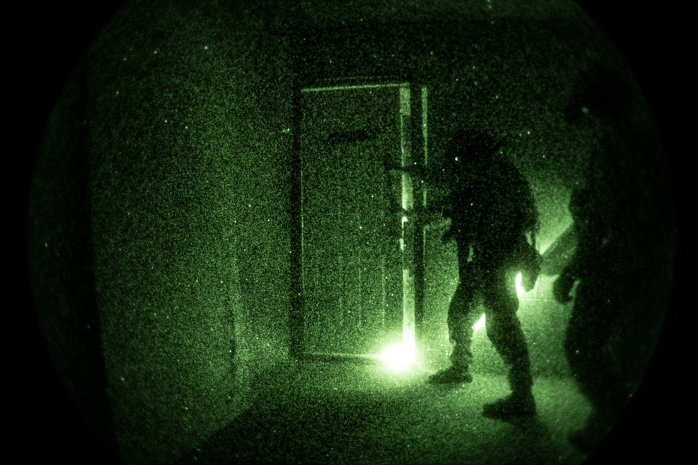 11th MEU Marines participate in Raid Leaders Course 25-4