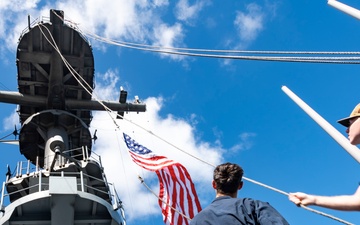 USS America (LHA 6) departs Joint Base Pearl Harbor-Hickam