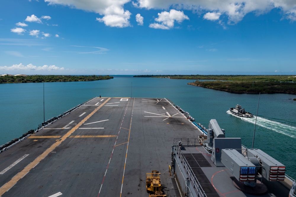 USS America (LHA 6) departs Joint Base Pearl Harbor-Hickam