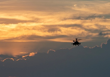 USS America (LHA 6) Conducts Joint Army AH-64E Apache Helicopter Exercise