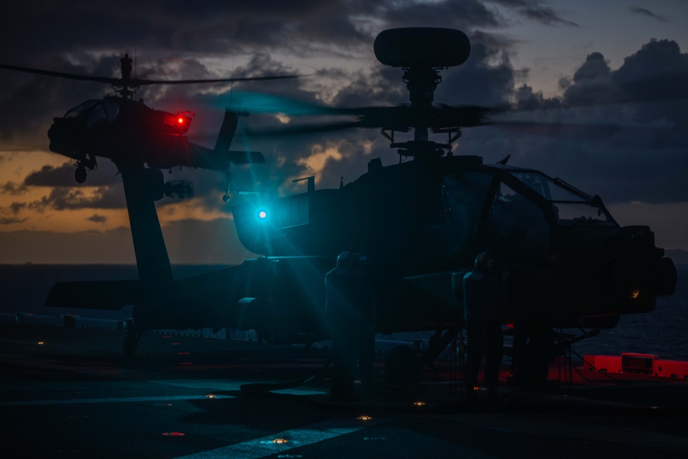 USS America (LHA 6) Conducts Joint Army AH-64E Apache Helicopter Exercise