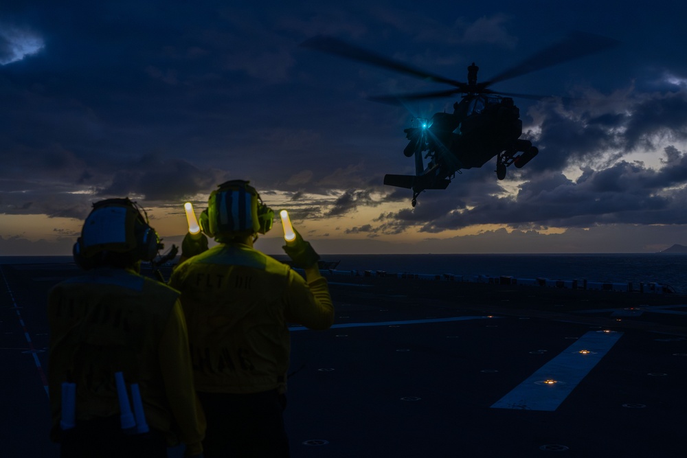 USS America (LHA 6) Conducts Joint Army AH-64E Apache Helicopter Exercise