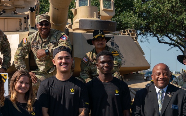 III Armored Corps and 1st Cavalry Division Troopers join ‘Meet Your Army’ event