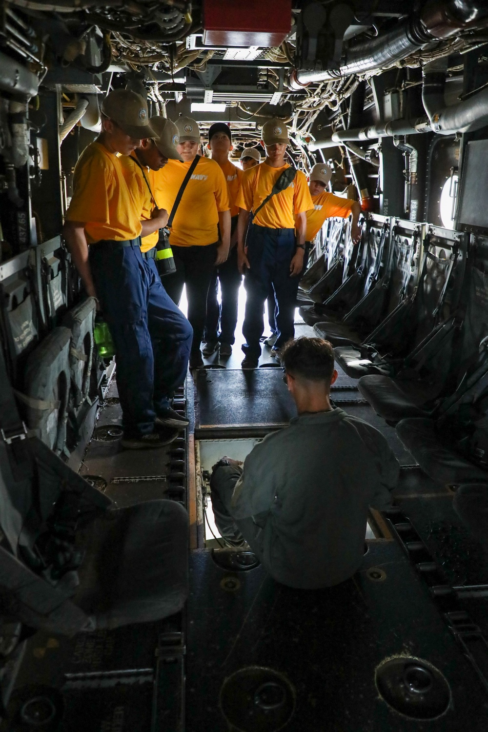 Kalaheo High School NJROTC tours MAG-24 Static Display
