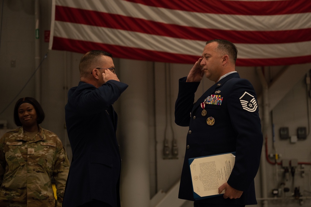 914th AMXS Airmen Presented Awards