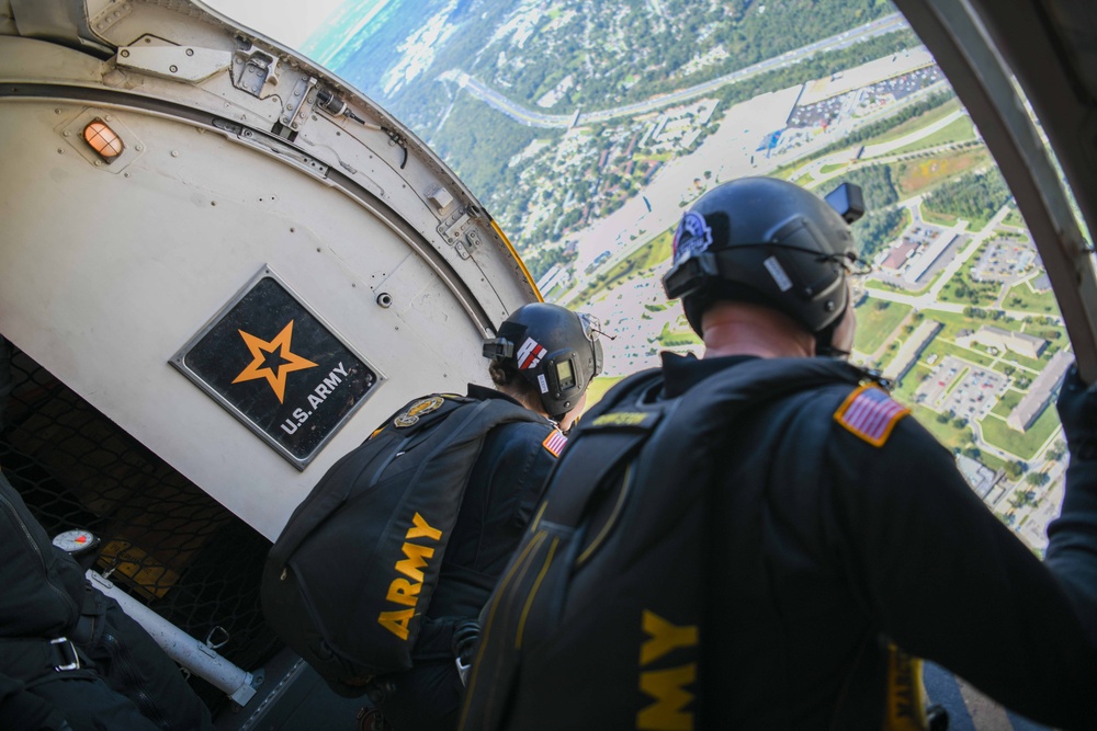 U.S. Army Golden Knights drop in for the 2025 Joint Base Andrews Air Show