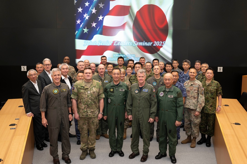 USINDOPACOM Commander attends Joint-Senior Leaders Seminar, signs 8-Star Memo, visits Expo 2025