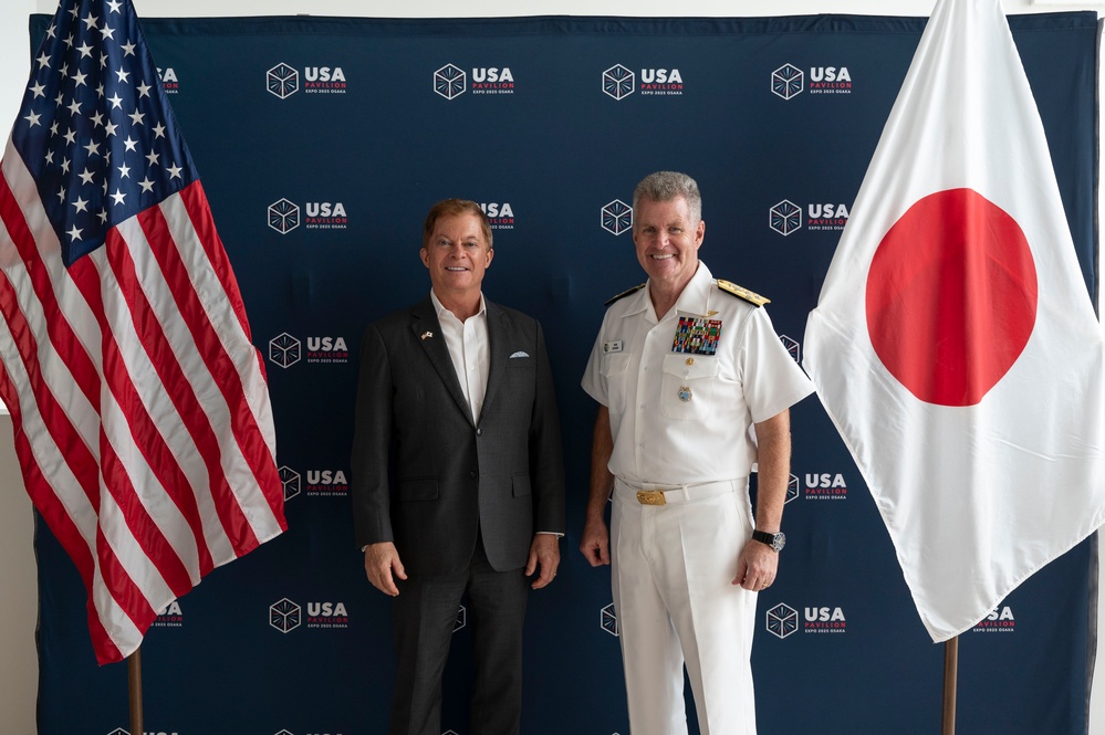 USINDOPACOM Commander attends Joint-Senior Leaders Seminar, signs 8-Star Memo, visits Expo 2025