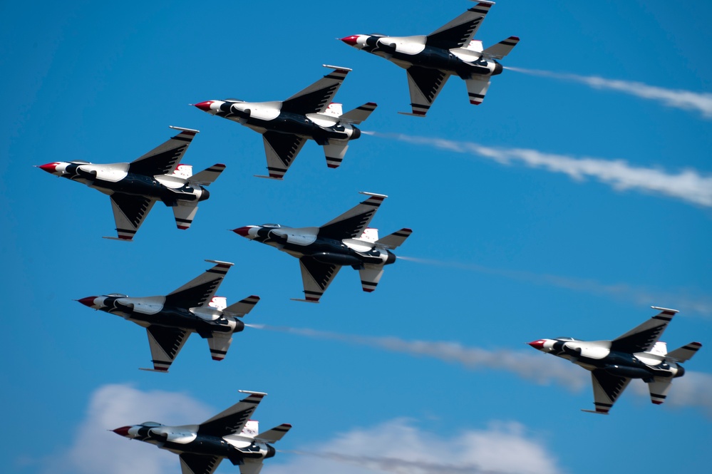 U.S. Air Force Thunderbirds perform at the 2025 Joint Base Andrews Air Show