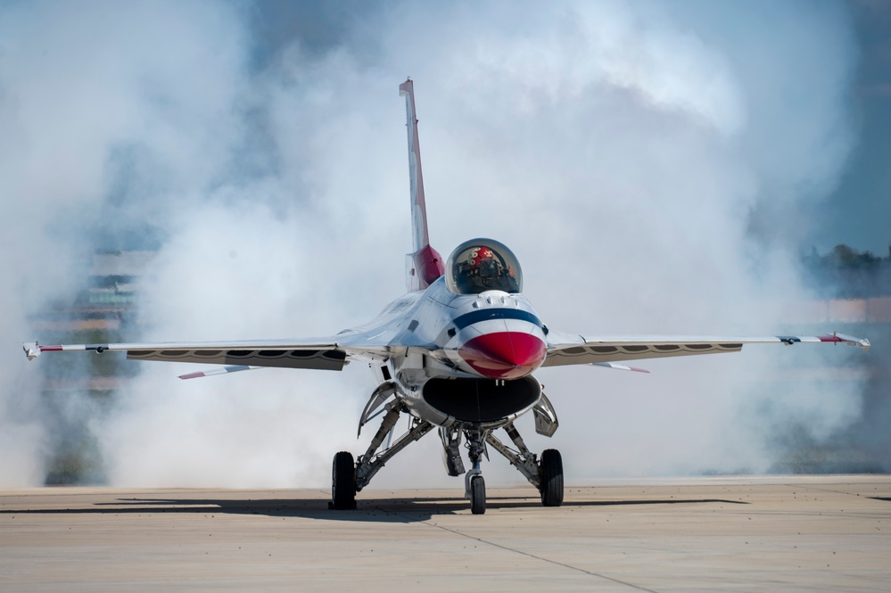 U.S. Air Force Thunderbirds perform at the 2025 Joint Base Andrews Air Show