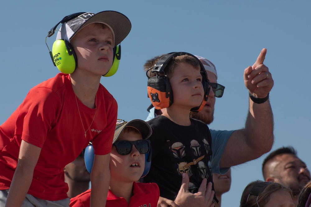Andrews showcases aerial precision