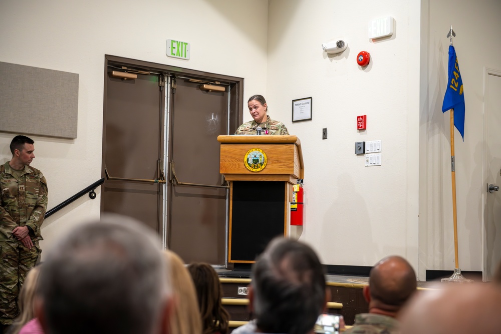 DVIDS - Images - Force Support Squadron Welcomes New Commander [Image ...