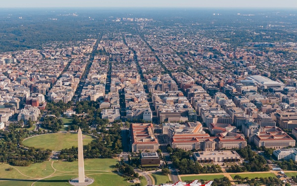Thunderbirds Perform Photo Chase over Washington D.C.