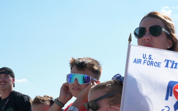 Thunderbirds perform at the 2025 Joint Base Andrews Air Show
