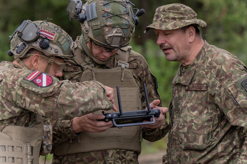 Latvian Explosive Ordnance Team Clears Trenches During Engineer Thunder 2025