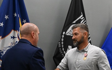 CMSgt Bill Majors Retires from the 117th Intelligence Squadron