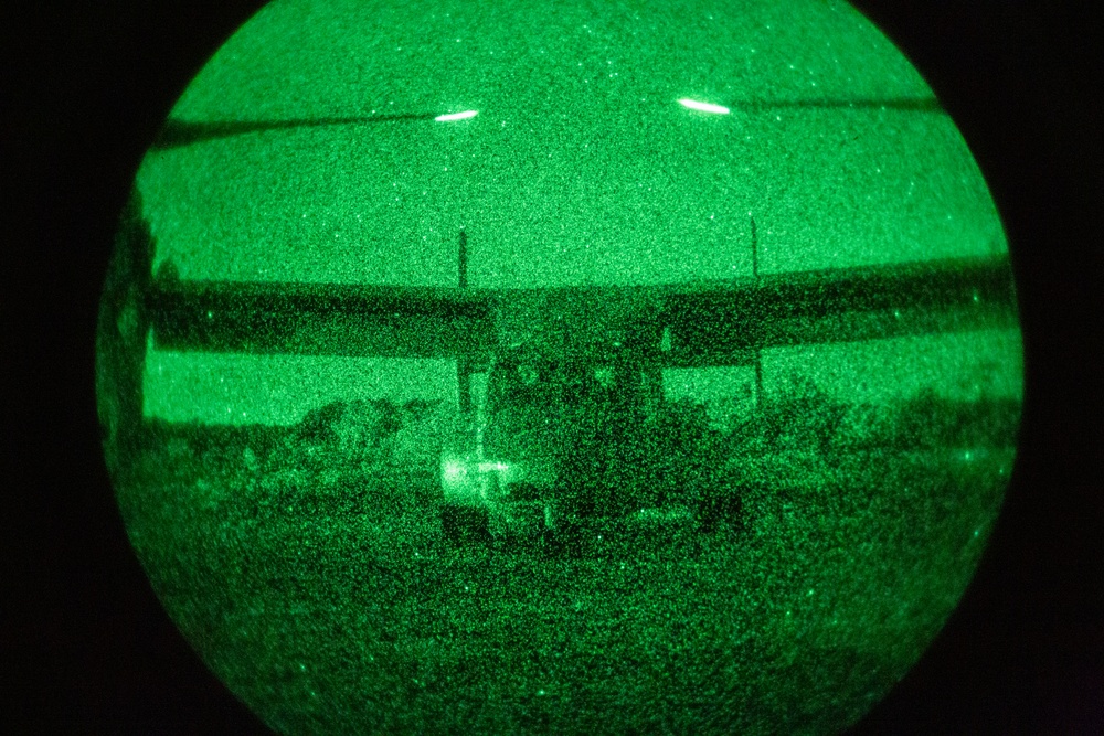 UNITAS 2025: Spanish Marines Conduct Airfield Raid at Night