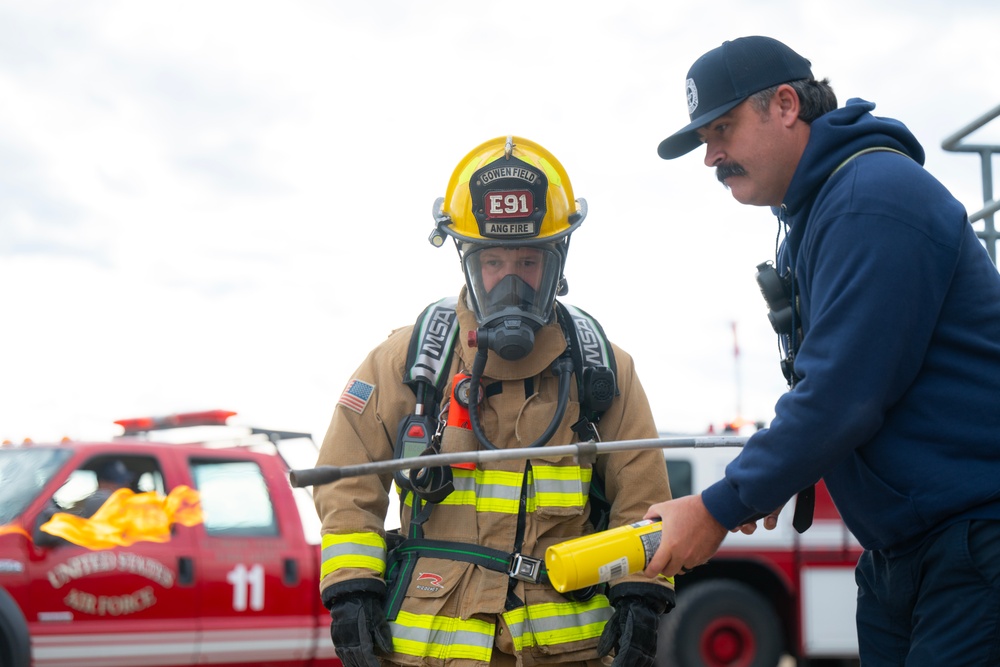 Gowen Fire ARFF Training