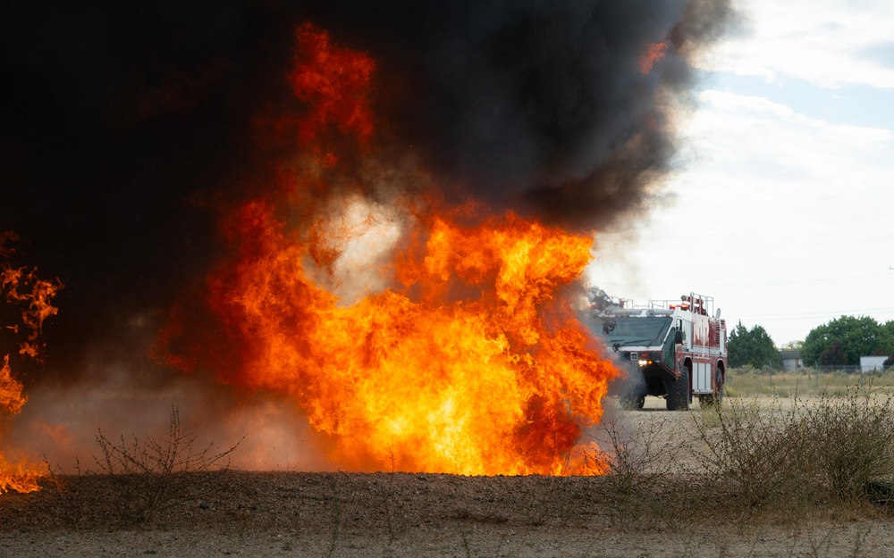 Gowen Fire ARFF Training