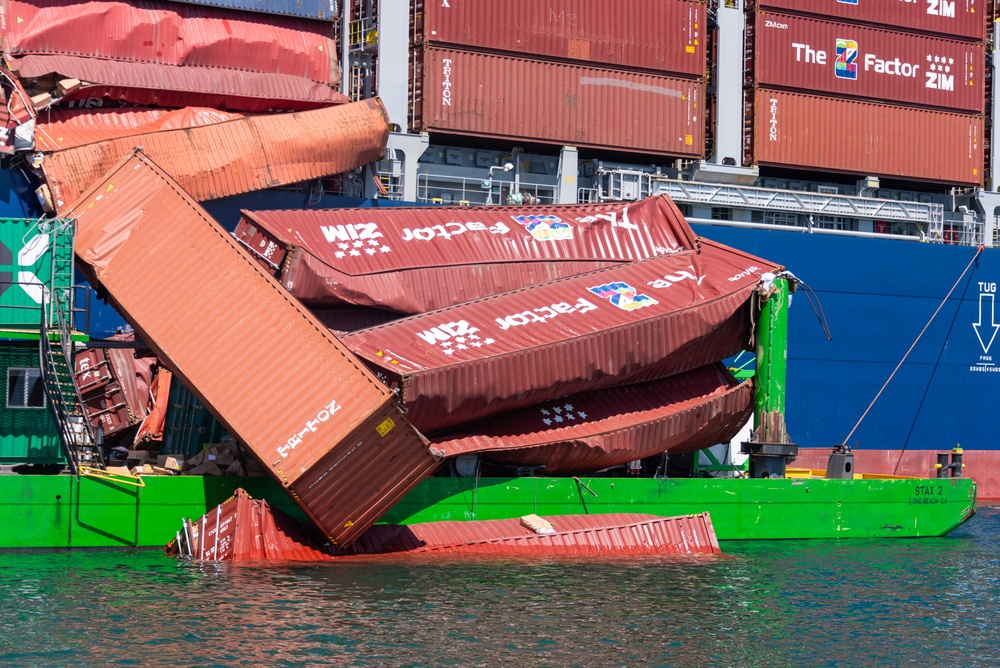 Unified Command continues to recover the fallen containers at the Port of Long Beach
