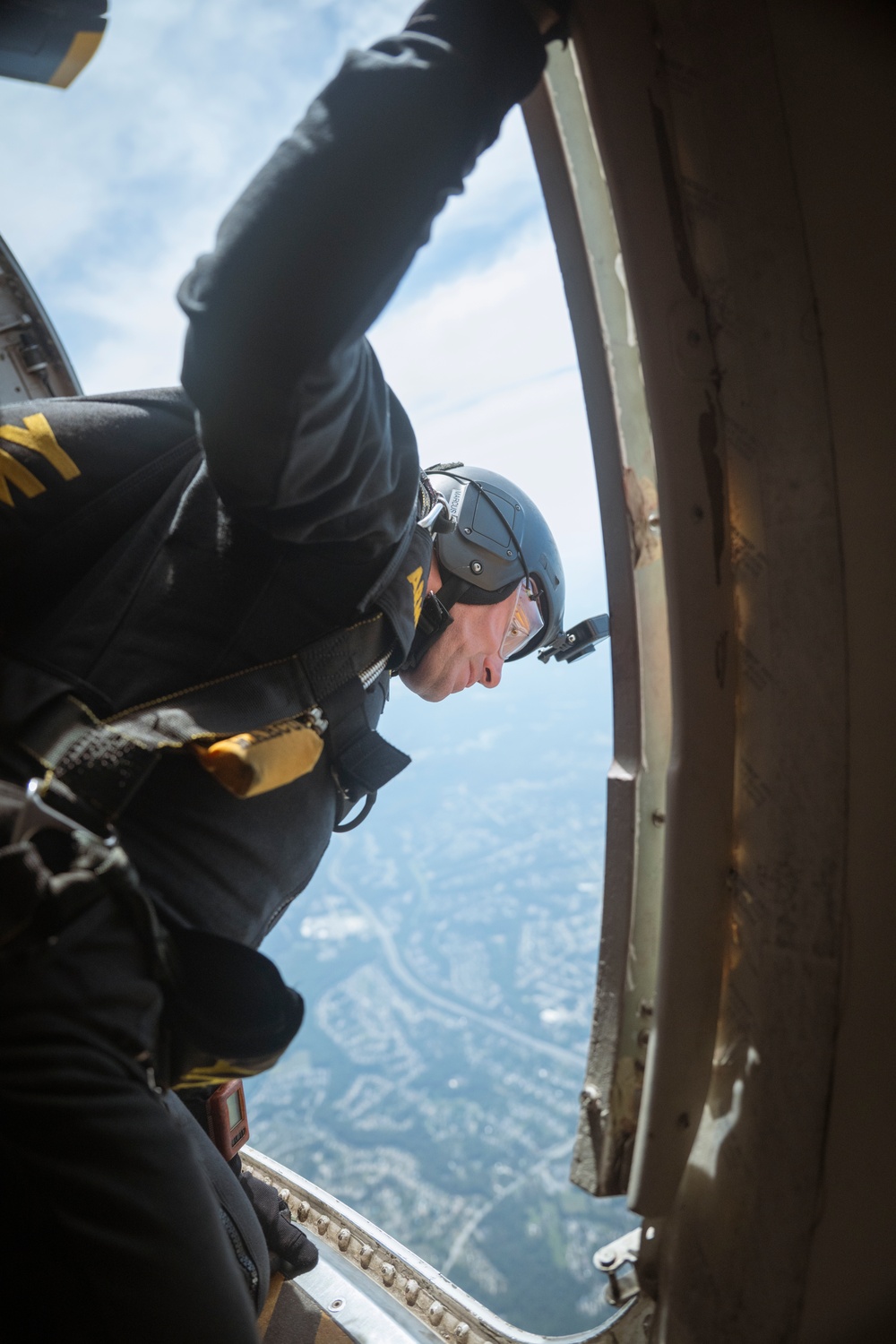 U.S. Army Golden Knights perform at the 2025 Joint Base Andrews Air Show