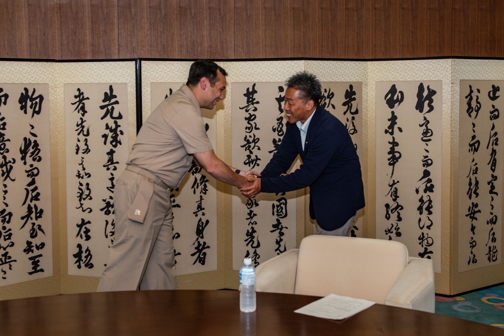 Capt. Leclerc Meets with Yamato Mayor