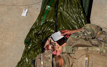 704th Brigade Support Battalion trains on medical procedures in New Mexico