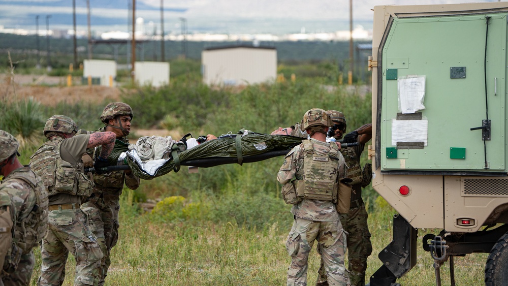 704th Brigade Support Battalion trains on medical procedures in New Mexico