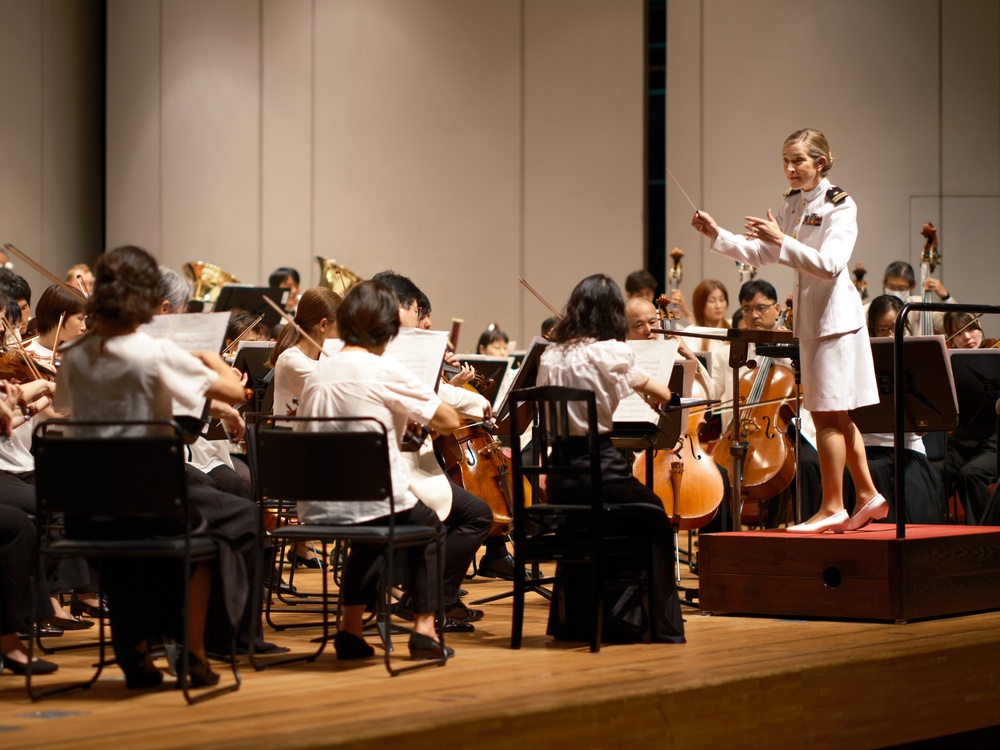 7th Fleet Band Performs at American Sound in Yokosuka