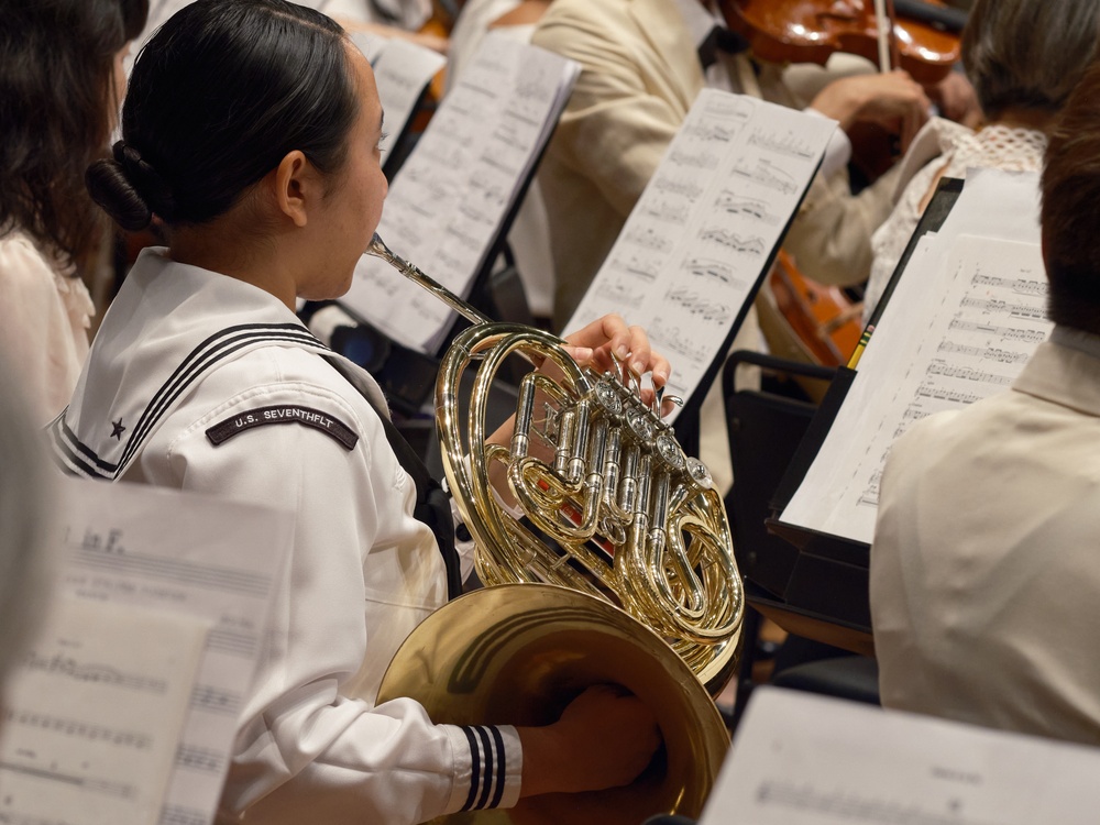7th Fleet Band Performs at American Sound in Yokosuka