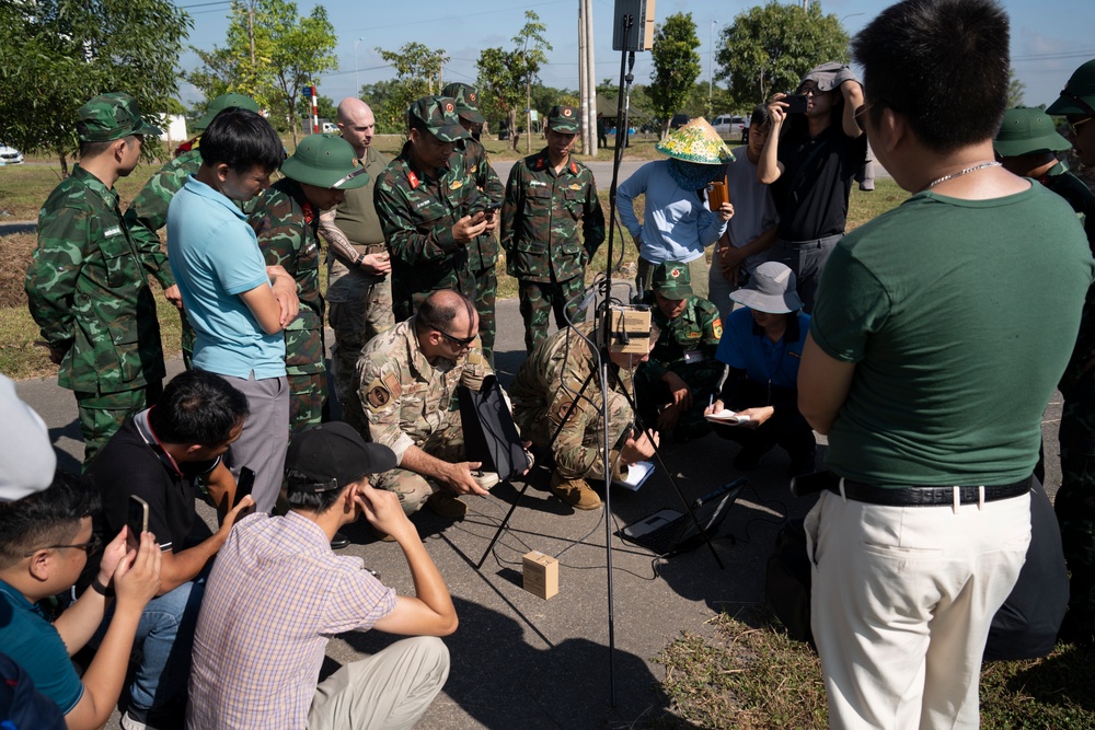 Pacific Friendship 2025: Oregon Air National Guard, People’s Army of Vietnam, civilians train to implement sUAS into emergency response operations