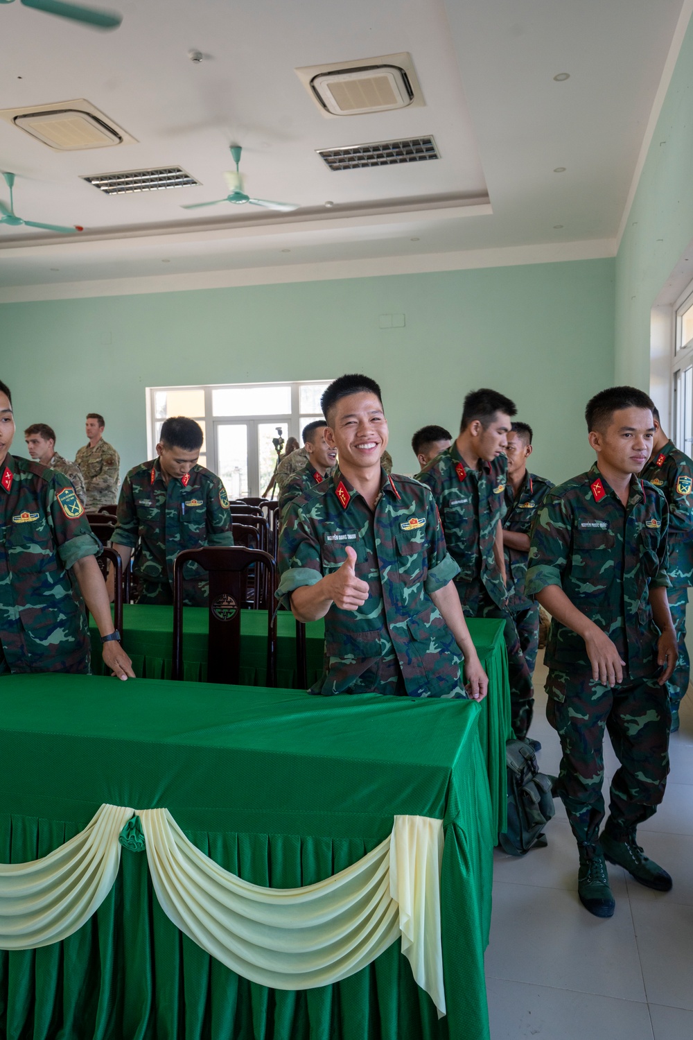 Pacific Friendship 2025: US, Vietnamese Medical Professionals Strengthen Lifesaving Skills in Quang Tri