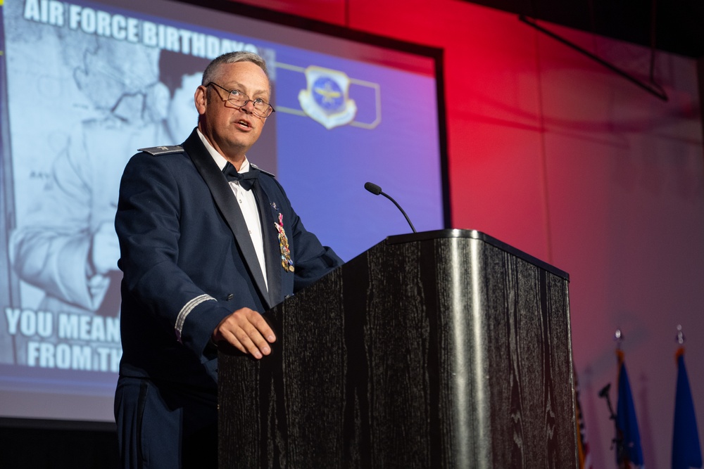 Dyess hosts Air Force Ball for 78th Anniversary