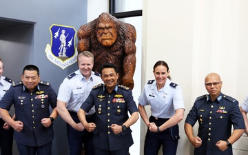 Royal Malaysian Air Force Deputy Chief visits Washington