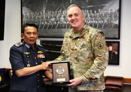 Royal Malaysian Air Force Deputy Chief visits Washington