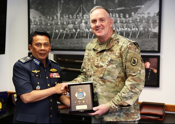 Royal Malaysian Air Force Deputy Chief visits Washington State