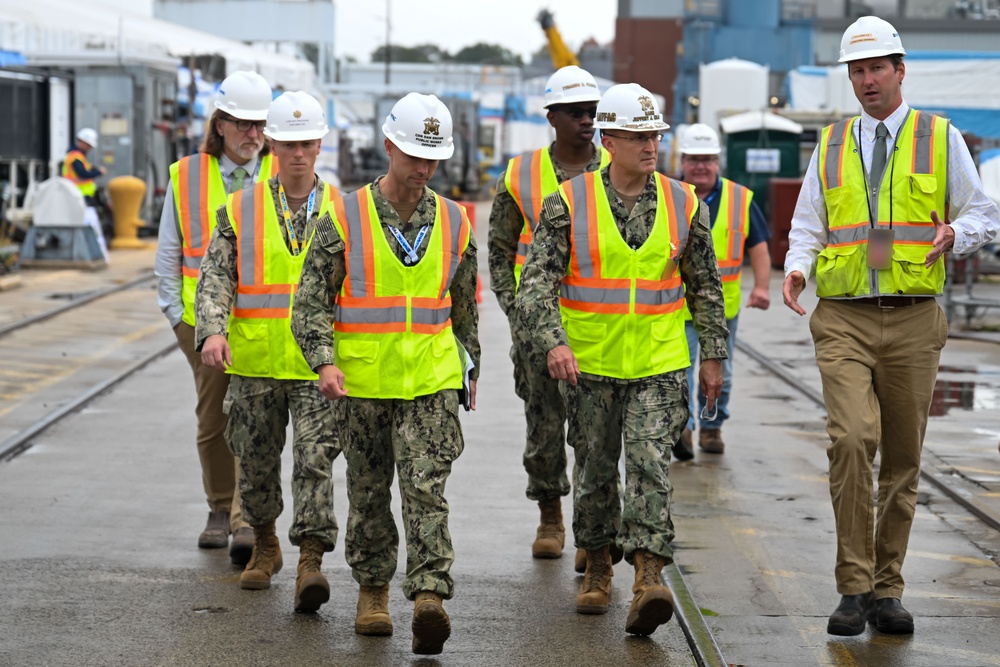 RADM Kilian Visits Portsmouth Naval Shipyard
