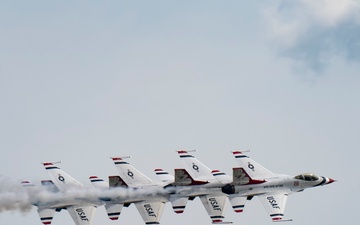 U.S. Air Force Thunderbirds perform at the 2025 Joint Base Andrews Air Show