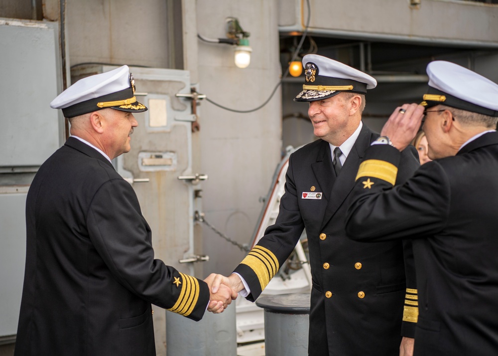 NavEurAf Visits USS Gerald R. Ford in Oslo